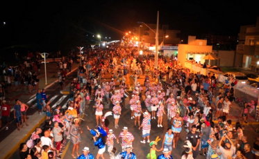 CarnaGaivota brilhou na Avenida Beira Mar