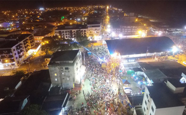 Desfile da escola de samba e blocos carnavalescos movimentam Arroio do Silva