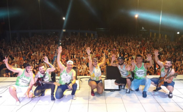 Desfiles agitam Carnarroio neste domingo