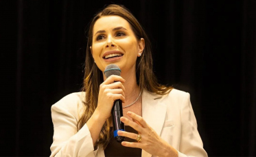 Carol de Toni é eleita senadora por Santa Catarina