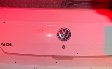 Carro é alvejado durante madrugada em Morro da Fumaça