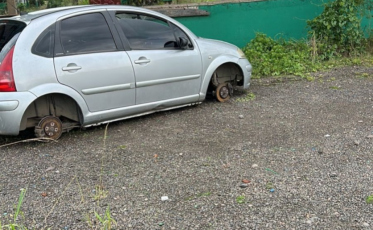 Criciúma: carro furtado é recuperado pela PM na rodovia Jorge Lacerda