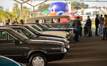 Forauto reúne apaixonados por carros antigos