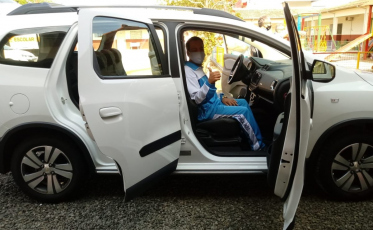 Um carro novo para a Apae