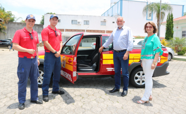 Corpo de Bombeiros de Cocal do Sul recebe novo veículo