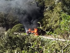 Veículo pega fogo na Serra do Rio do Rastro 