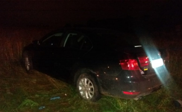 Dupla assalta residência com máscaras de La Casa de Papel