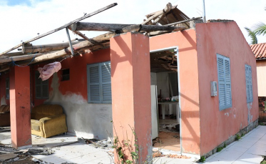 Três residências destruídas pelo ciclone em Nova Veneza