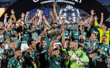 Palmeiras bate o Flamengo e leva o tri da Libertadores