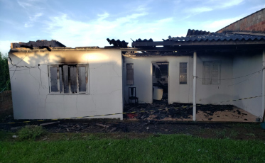 Criciúma: Duas mulheres são encaminhadas ao hospital após incêndio em residência