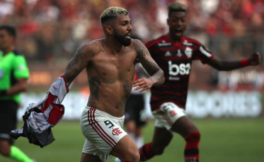 Flamengo vence River Plate e leva a taça da Libertadores da América