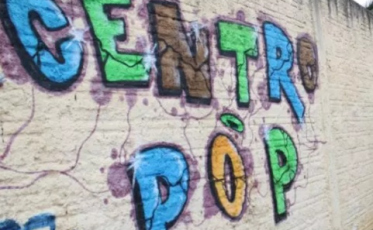 Baderna em frente ao Centro Pop traz insegurança no Pinheirinho
