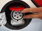 Celesc investe em projeto para transofrmar carros de combustão em elétricos