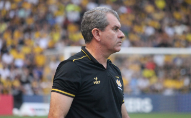 “Não podemos pensar em administrar o placar”, diz Tencati sobre jogo da volta