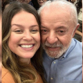 Giovana Mondardo aposta na força das ruas e percorre SC em apoio a Lula: 