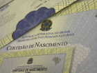 Campanha busca alterar certidões de nascimento com pai ausente (VÍDEO)