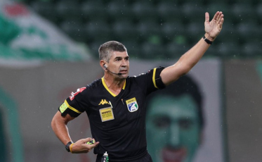 Marcelo de Lima Henrique apita Criciúma x CRB