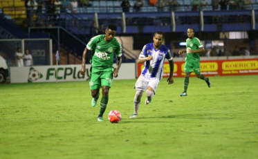 No clássico da seca de vitórias, Chape e Avaí tentam engrenar