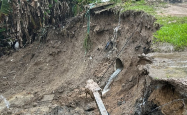 Criciúma: chuva provoca deslizamento de terra no bairro Maria Céu