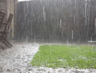 Frente fria mantém chuva no Sul de SC e frio ganha força na segunda