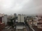 Quinta-feira de chuva e temperatura amena no Sul catarinense 