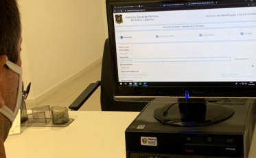 Catarinenses podem solicitar segunda via da carteira de identidade pela internet