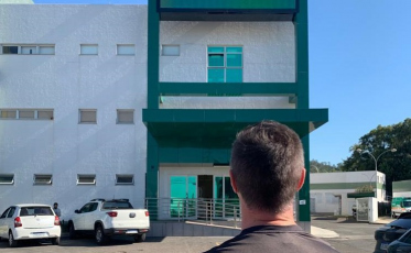 Cilindros de oxigênio usados no roubo a banco em Criciúma são doados para hospital