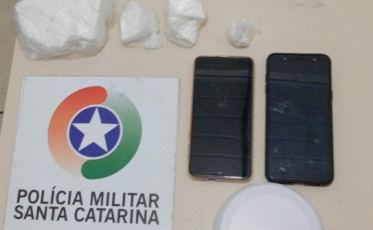 Casal é preso com 479 gramas de cocaína