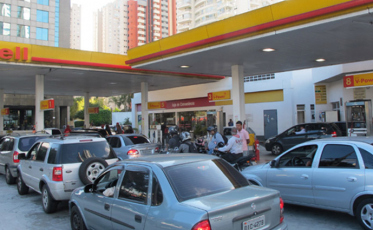 Mais de 1 milhão de litros de gasolina já chegaram na Grande Florianópolis