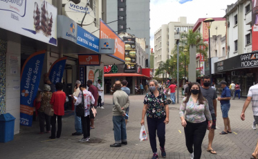 Sábado Mais visa aquecer vendas de Dia dos Namorados