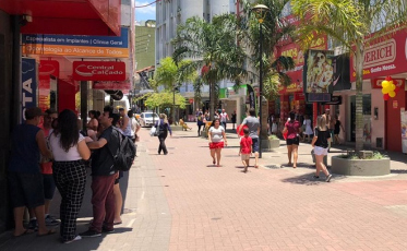 Vendas de Natal entusiasmam o comércio criciumense