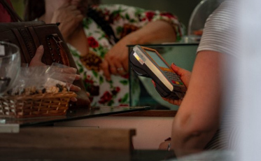 Contratos do BRDE para o setor de comércio e serviços em Santa Catarina cresce 162% em 2021