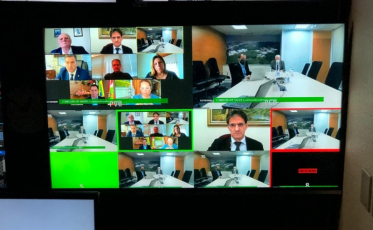 Detalhes sobre Coronavac são debatidos na Comissão de Saúde