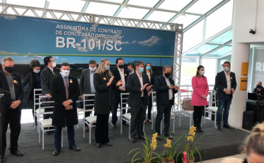 Ministro assina concessão da BR-101 Sul (AO VIVO)