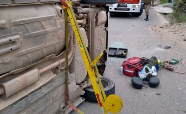 Acidente de trânsito deixa homem ferido em Tubarão