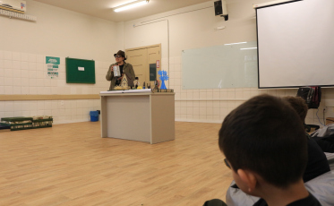 Projeto 'Contando e Encantando' do Colégio Satc destaca a importância de unir comunicação e leitura 