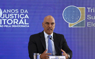 Eleitor que estiver em filas vai conseguir votar, garante ministro