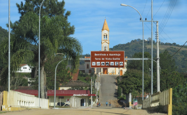 Pedras Grandes lança concurso para escolha de hino