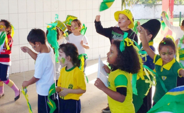 Escolas se preparam para os jogos do Brasil na Copa
