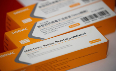 Anvisa interrompe estudos da Coronavac após 