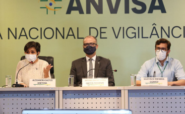 Anvisa mantém suspensão de testes da CoronaVac no país