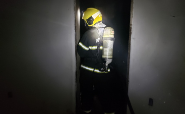 Criciúma: incêndio atinge residência abandonada no bairro Pinheirinho