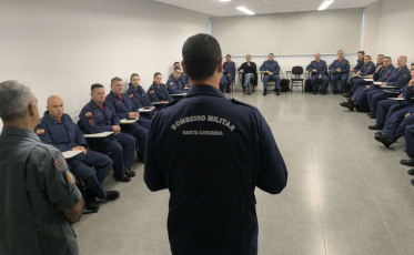 Em Criciúma, bombeiros participam de curso de Abordagem Técnica a Tentativas de Suicídio