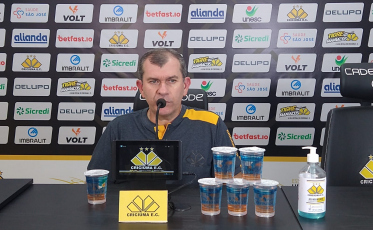 Tencati satisfeito com os avanços do Criciúma