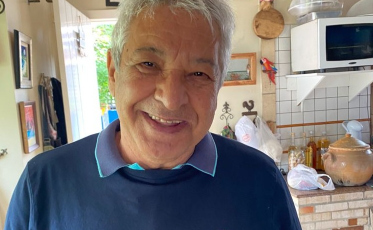 Nomes & Marcas: “Eu não sabia fritar um ovo”, diz chefe de cozinha Clair Antunes