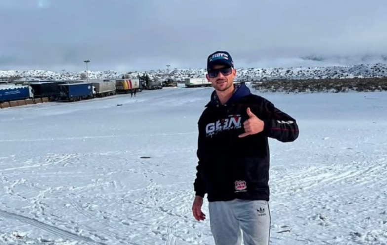 Depois de 34 dias cercado por frio e neve na Argentina, caminhoneiro de Sombrio volta à estrada