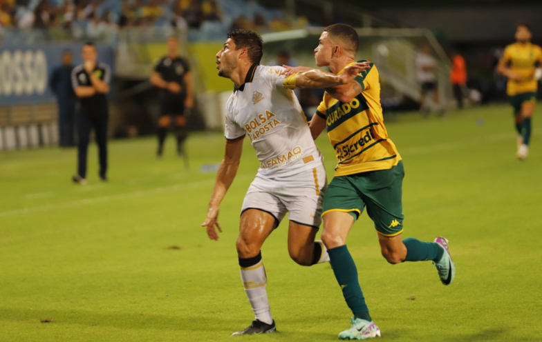 Criciúma x Cuiabá: escalações, arbitragem e onde assistir ao vivo pela Série B