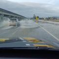 Chuva alaga BR-101 e obriga PRF a interditar pista em Araranguá