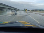 Chuva alaga BR-101 e obriga PRF a interditar pista em Araranguá