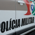 Homem é encontrado morto com sinais de violência no pátio de casa em Forquilhinha